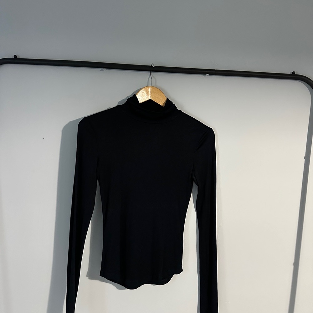Sunday Best Black Fitted Long Sleeve - Picture 2 of 3